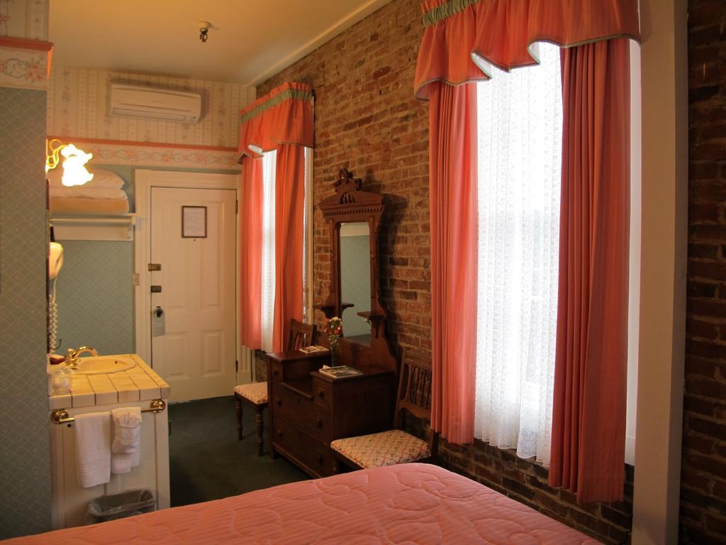 Jacksonville Inn Δωμάτιο φωτογραφία